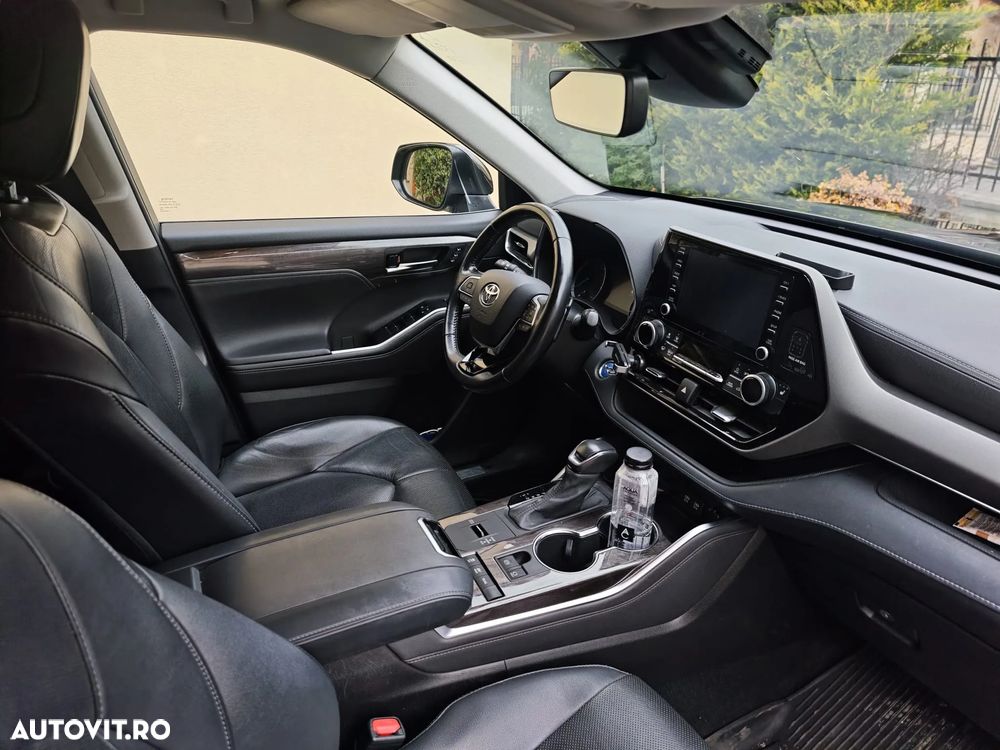 Toyota Highlander 2.5 L Hybrid Dynamic Force 248CP Exclusive Metallic - 5