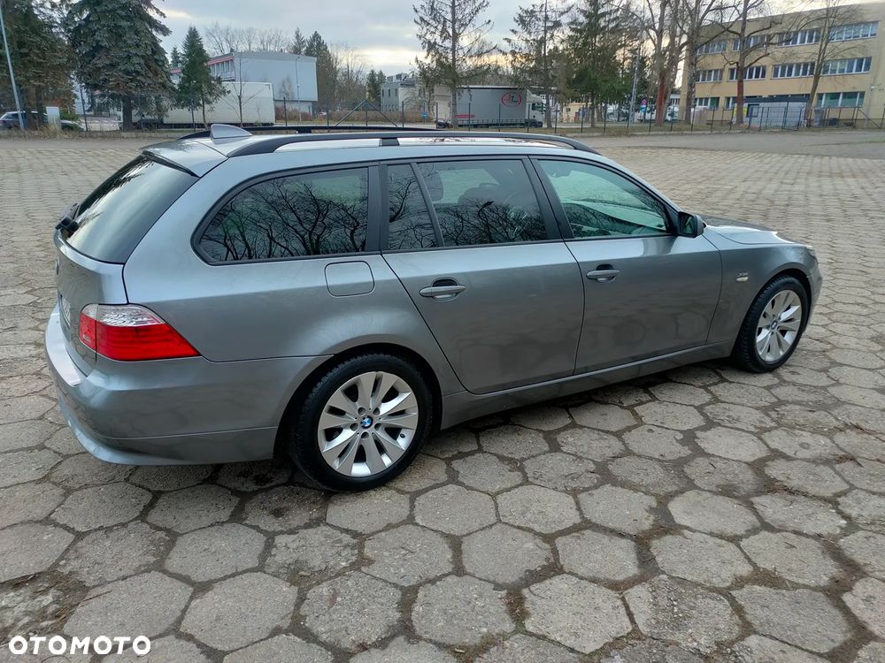 BMW Seria 5 530i xDrive - 10