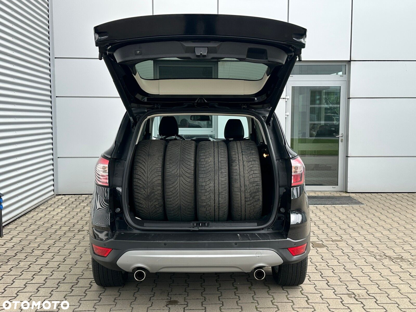 Ford Kuga - 9