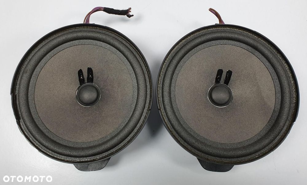 GŁOŚNIK MERCEDES W212 - 2