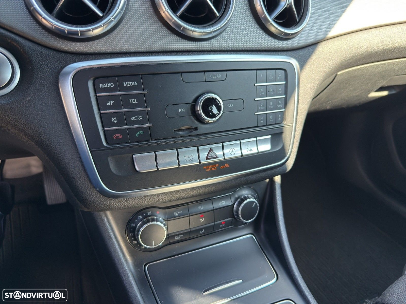 Mercedes-Benz CLA 180 d Shooting Brake Urban Aut. - 10