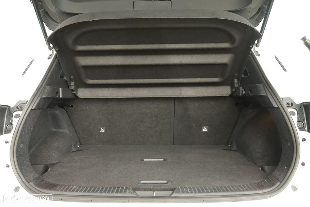 Nissan Qashqai 1.3 DIG-T N-Connecta LED - 24