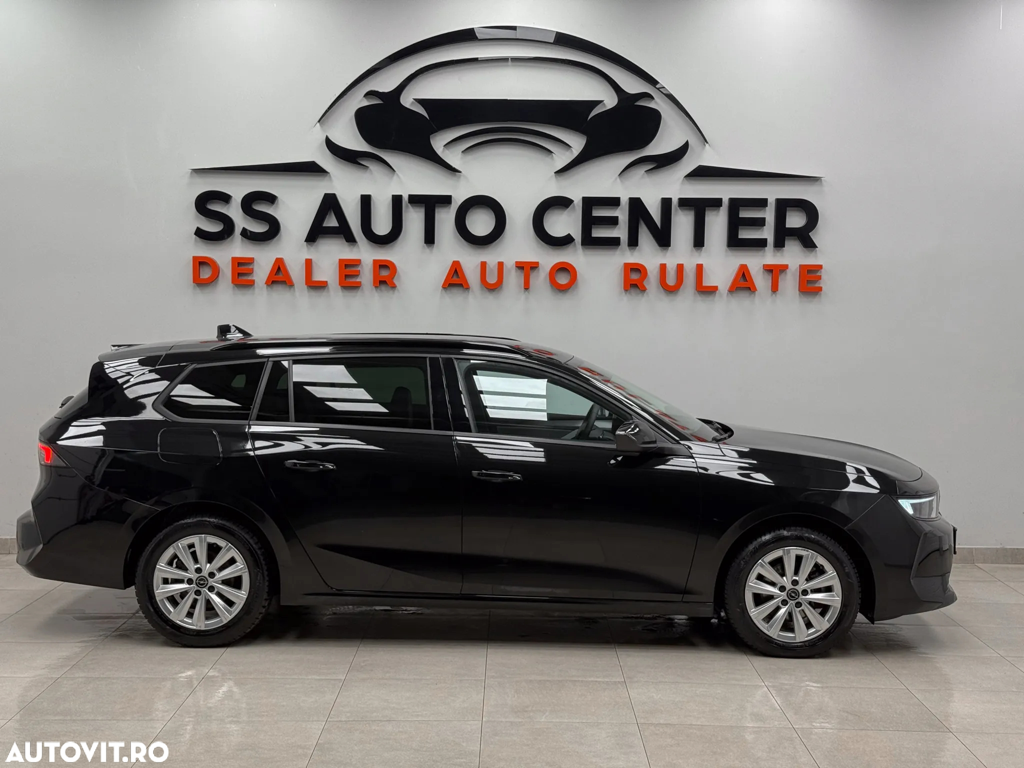 Opel Astra Sports Tourer 1.2 Turbo Enjoy - 9