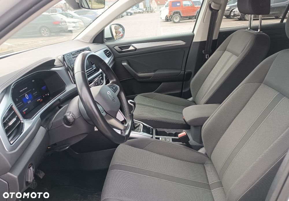 Volkswagen T-Roc - 19