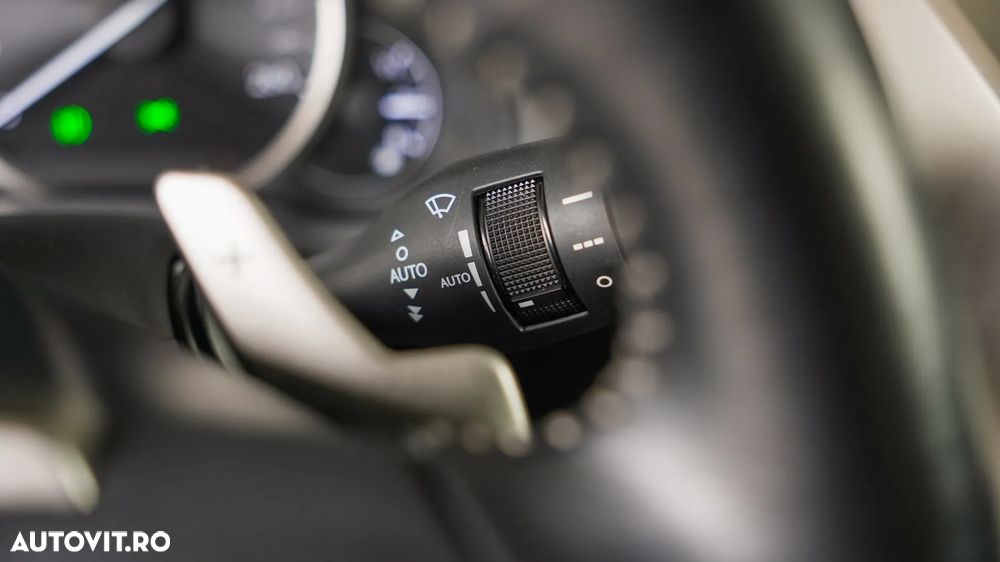 Lexus Seria NX 300h FWD Business - 21