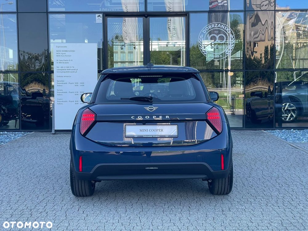 MINI ONE - 8