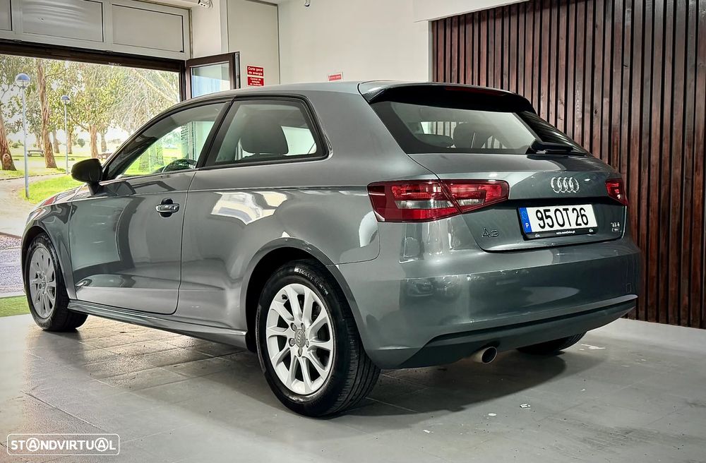 Audi A3 1.6 TDI Attraction Ultra - 3