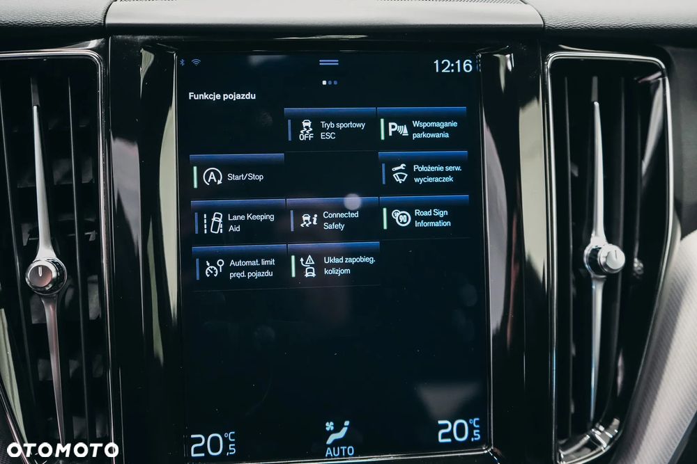 Volvo XC 60 B4 D AWD Geartronic RDesign - 28