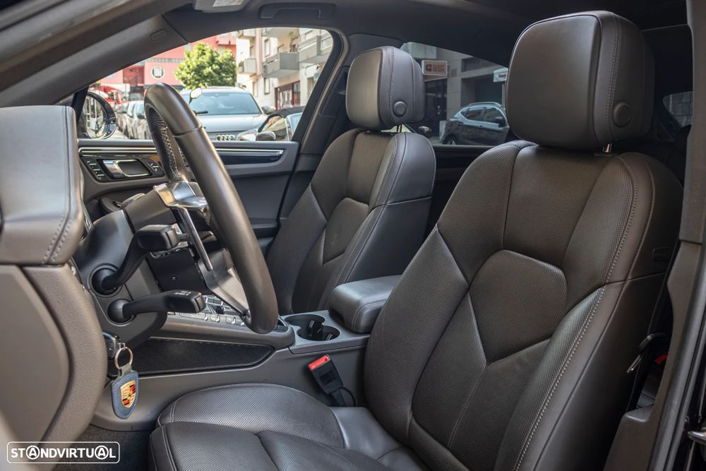 Porsche Macan S - 10