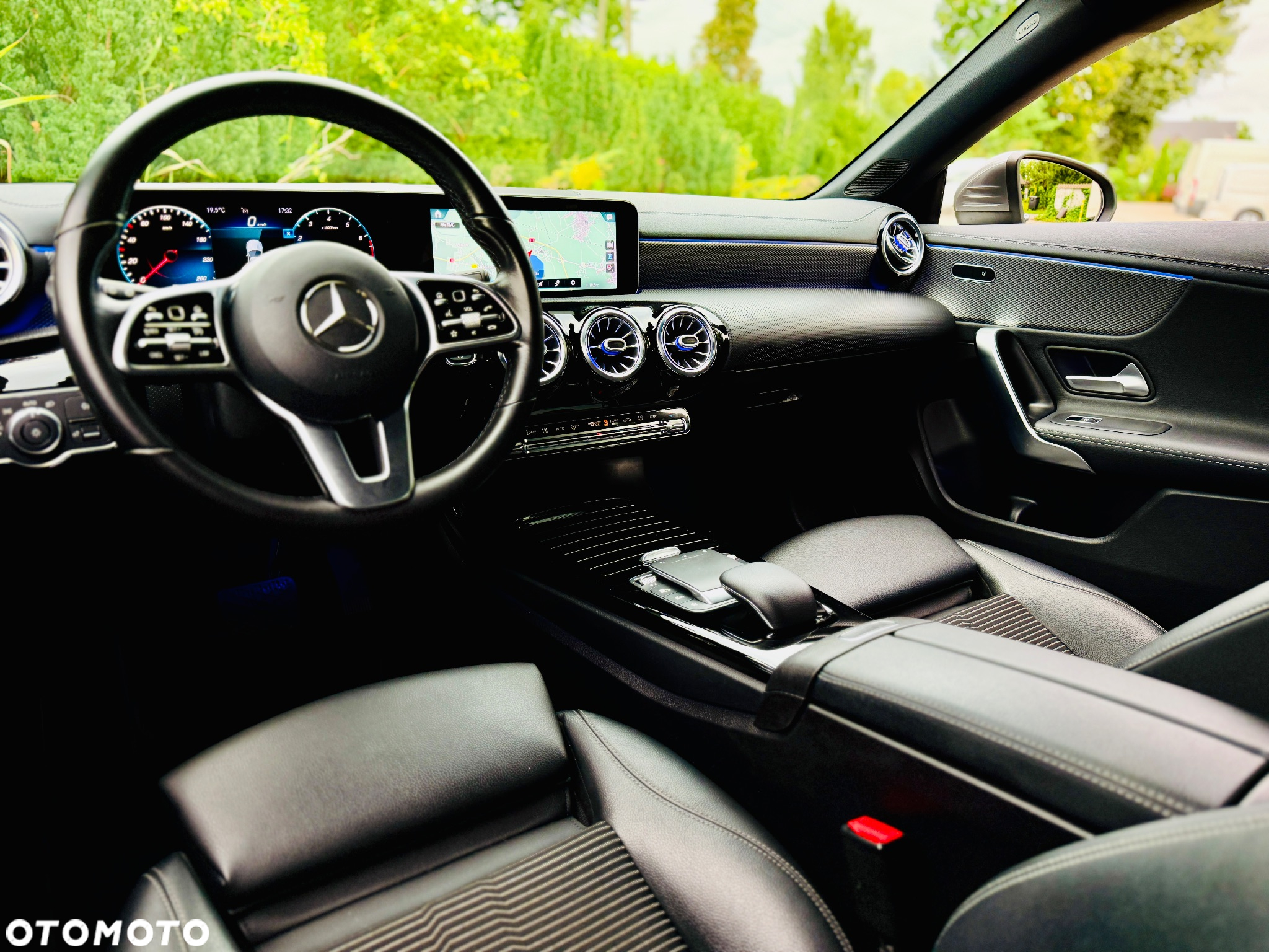 Mercedes-Benz CLA - 14