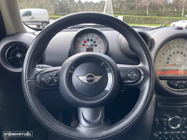 MINI Countryman One D - 8