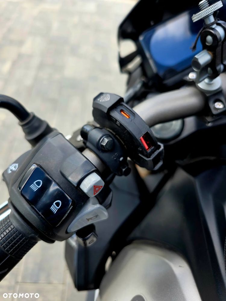Honda CB - 10
