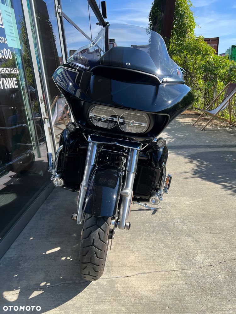 Harley-Davidson Touring Road Glide - 12