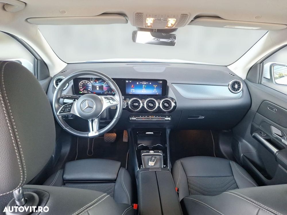 Mercedes-Benz GLA 220 d 4MATIC - 13