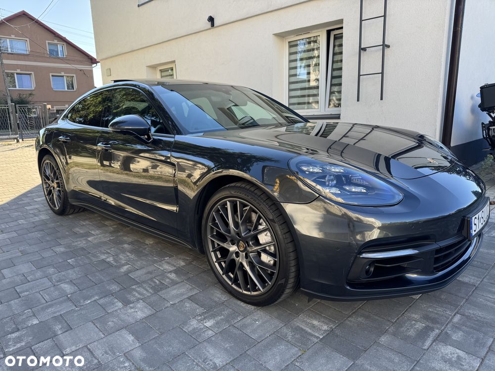Porsche Panamera 4 - 27
