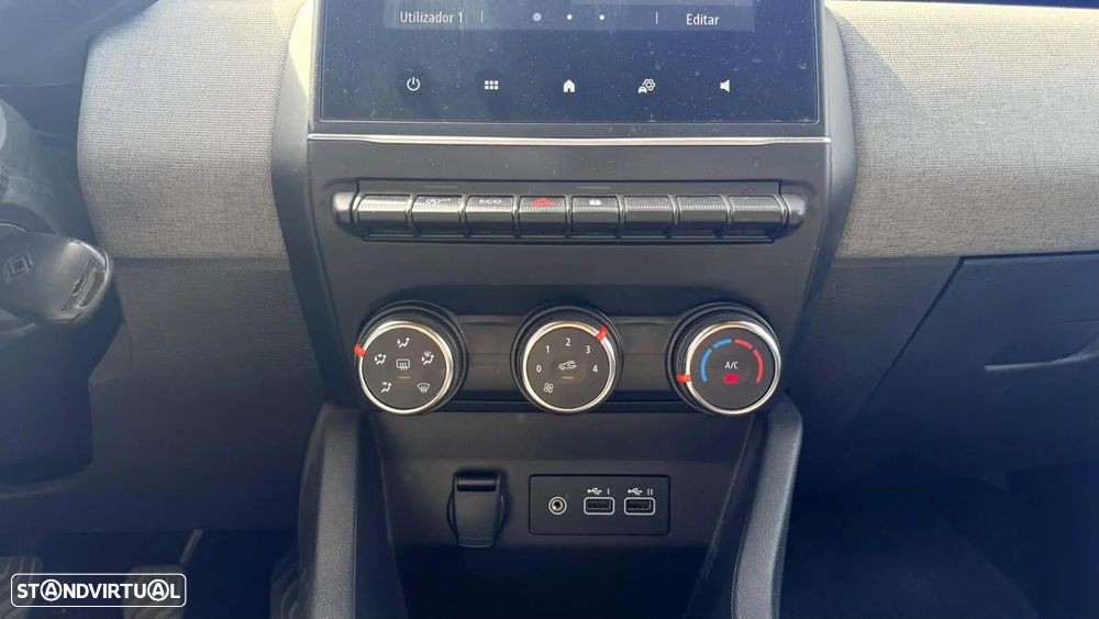 Renault Clio 1.0 TCe Evolution - 15