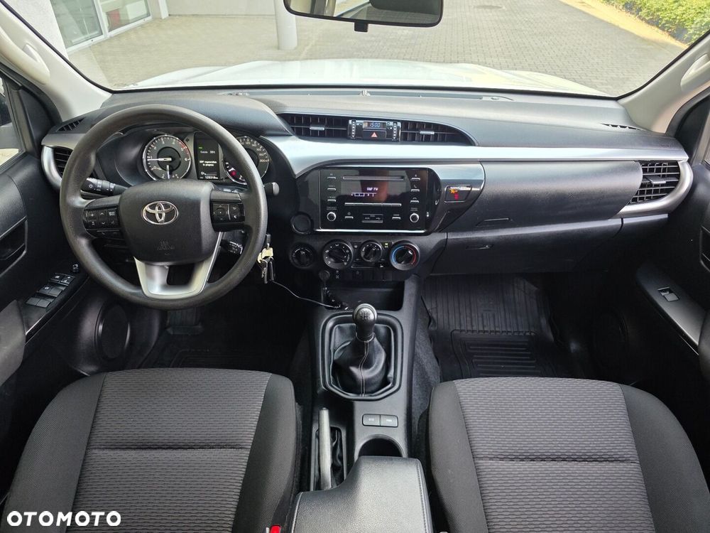 Toyota Hilux 2.4 D-4D Double Cab DLX 4x4 - 9