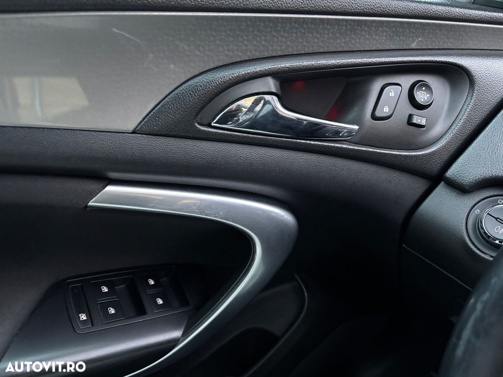 Opel Insignia 2.0 CDTI ecoFLEX Start/Stop Business Innovation - 16