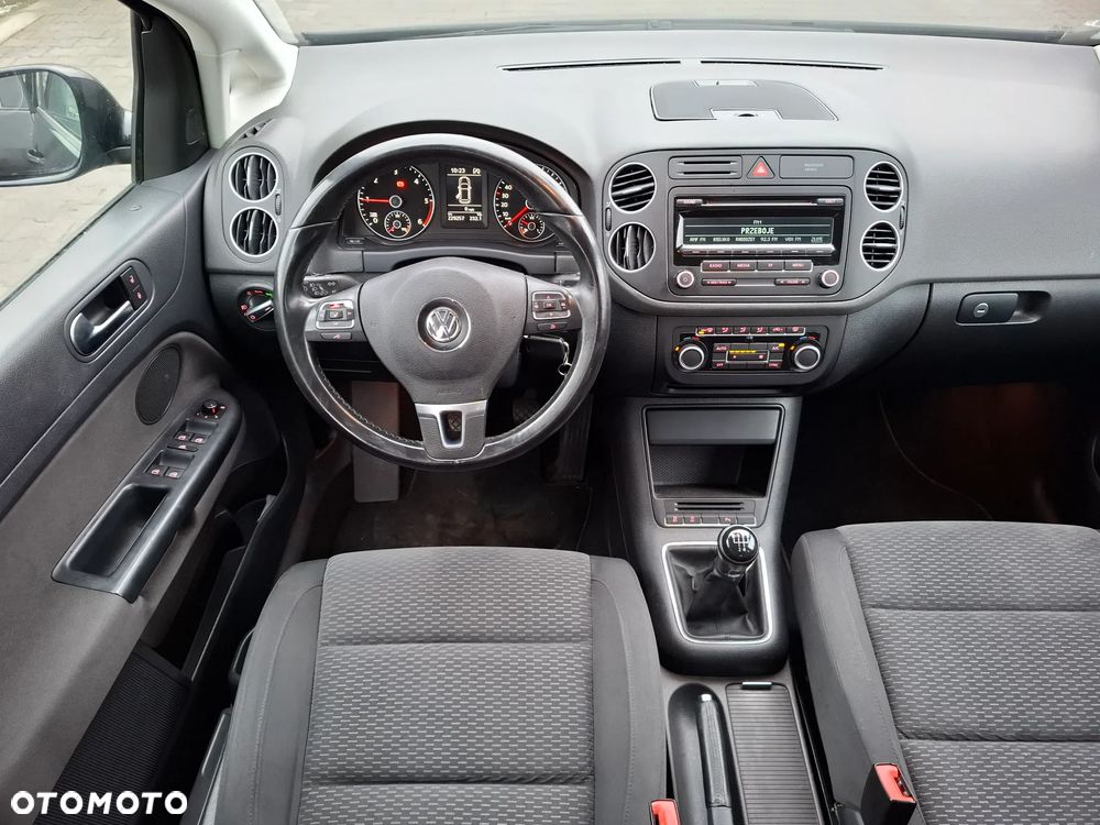 Volkswagen Golf Plus - 12