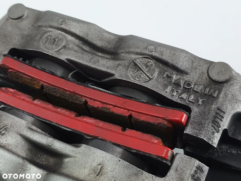 ZACISK HAMULCOWY P PRZOD BREMBO  DUCATI DIAVEL - 12