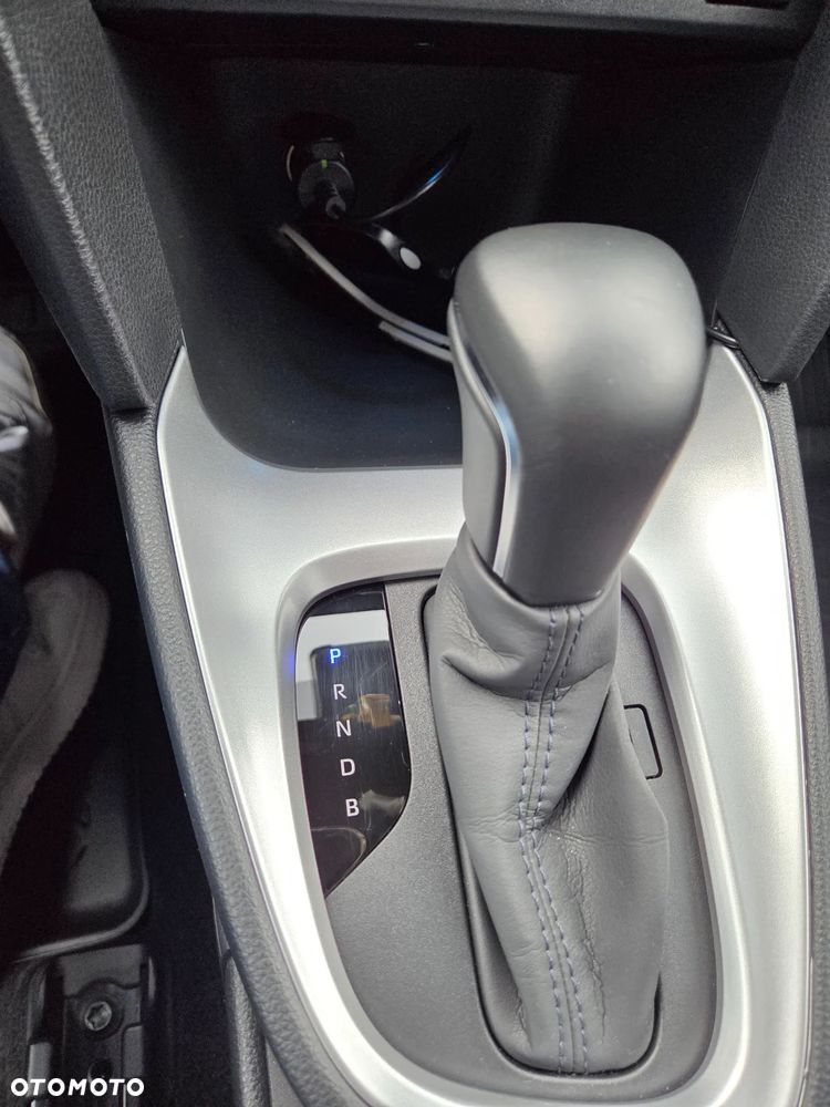 Toyota Yaris Cross Hybrid 1.5 Comfort AWD - 21