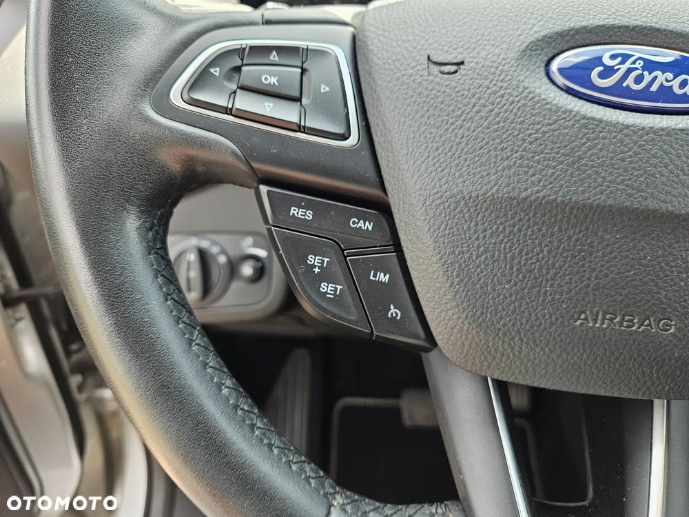 Ford Kuga 2.0 TDCi 4x4 Business Edition - 18