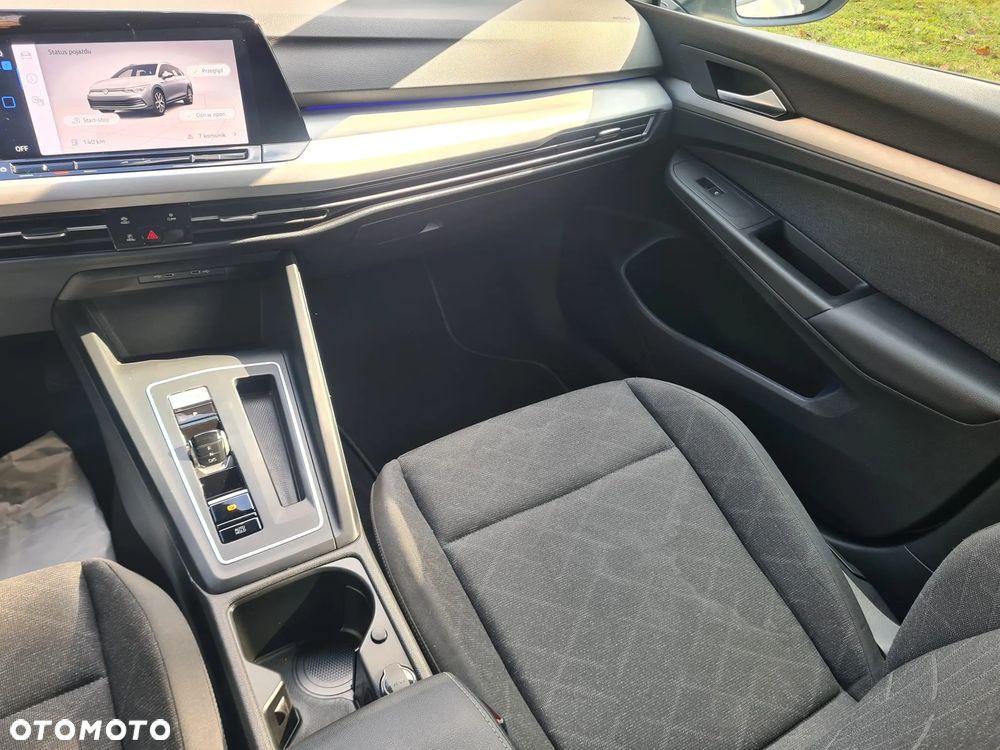 Volkswagen Golf - 20