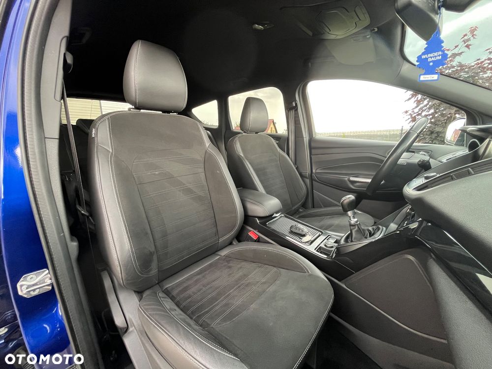 Ford Kuga 2.0 TDCi 2x4 ST-Line - 16