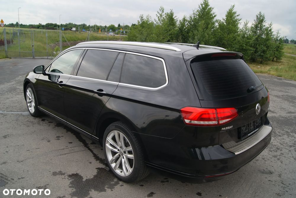 Volkswagen Passat 2.0 TDI (BlueMotion Technology) DSG Highline - 15