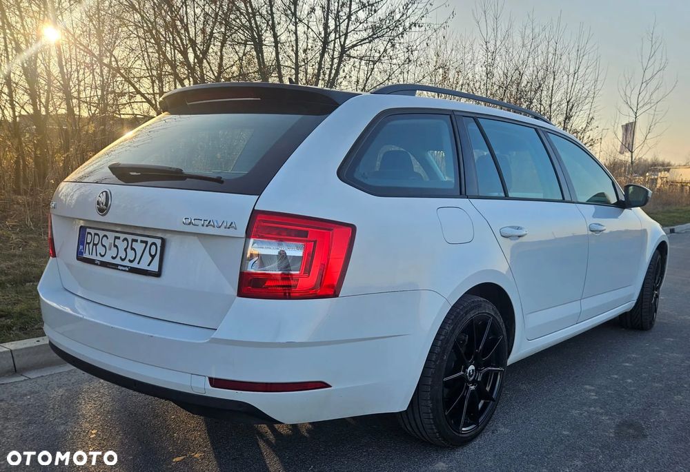 Skoda Octavia - 2
