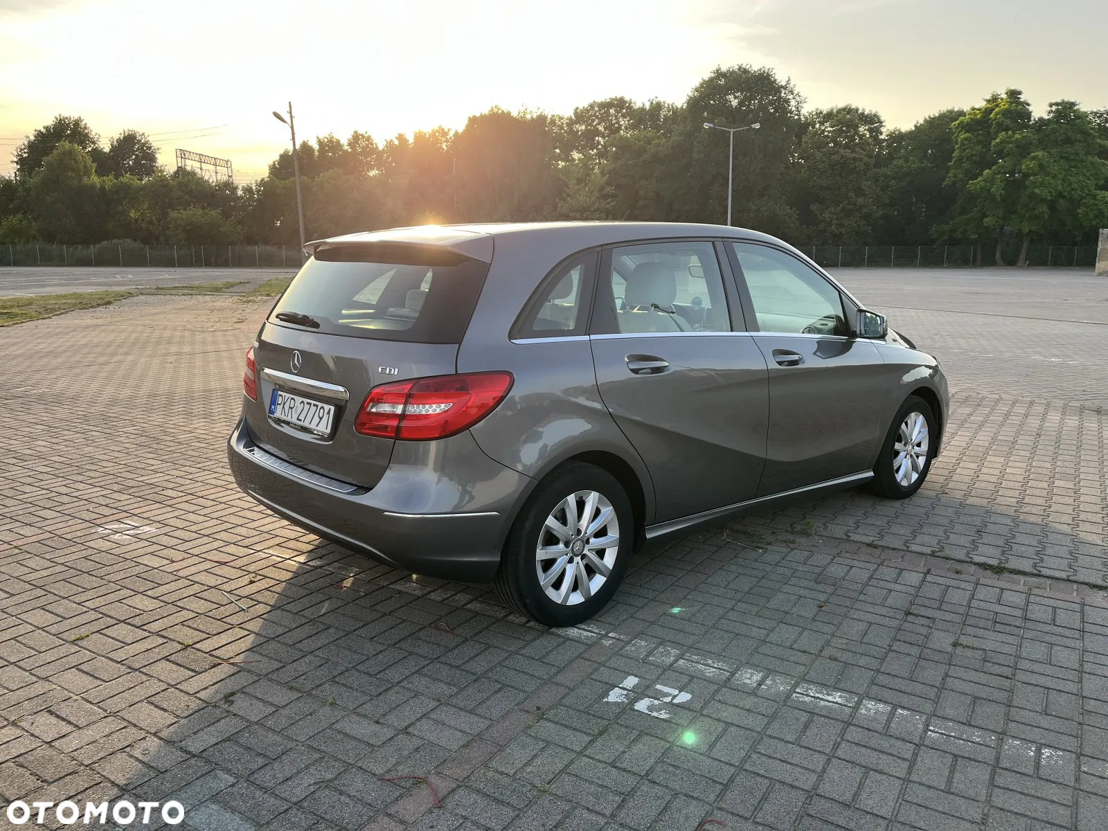 Mercedes-Benz Klasa B 180 (CDI) d 7G-DCT - 4