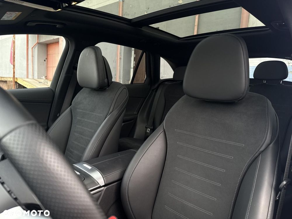 Mercedes-Benz GLC - 12
