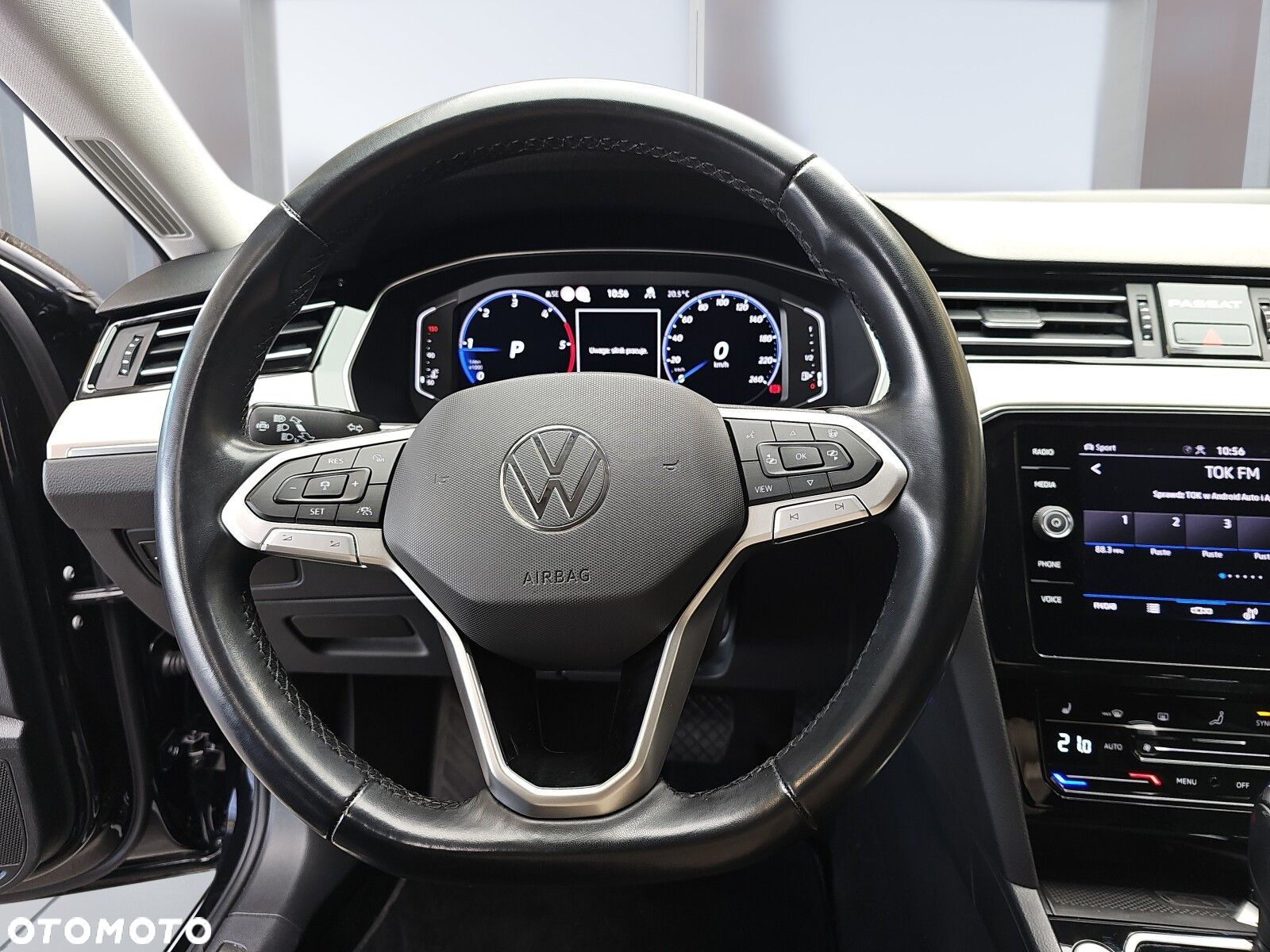 Volkswagen Passat 2.0 TDI Elegance DSG - 19