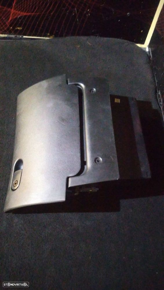 Porta Luvas Opel Vectra B Combi (J96) - 2