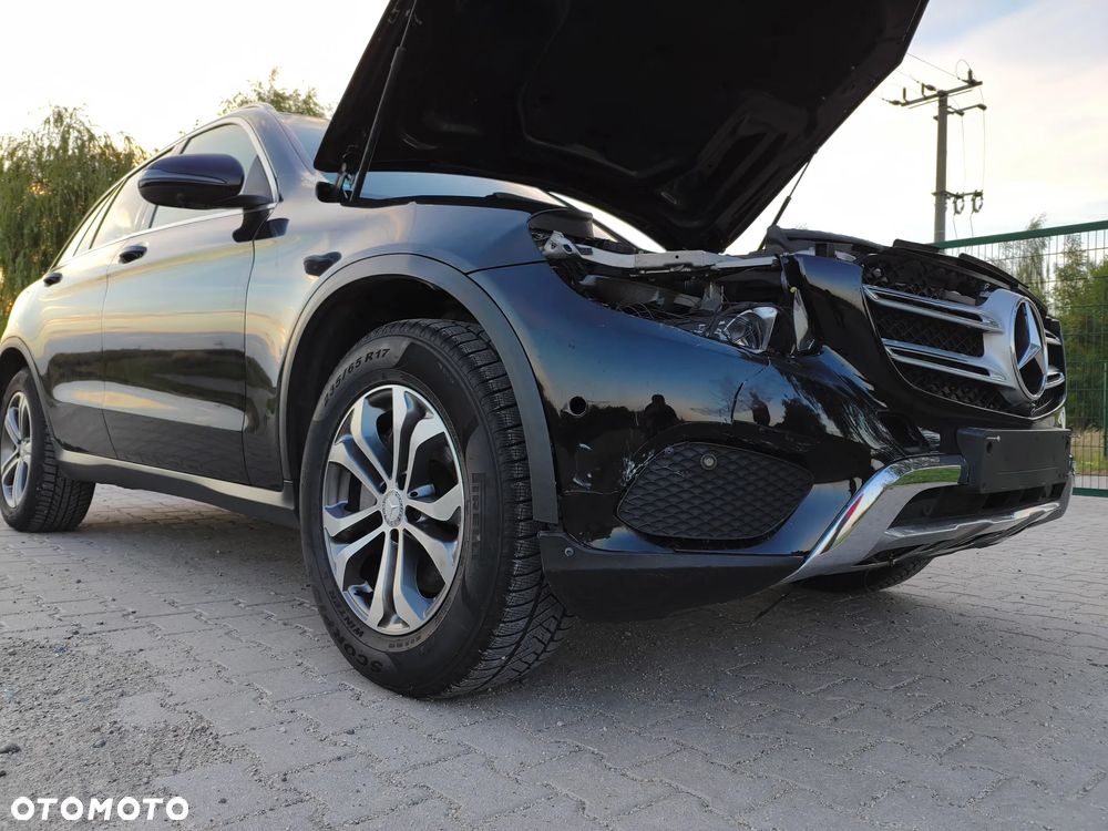 Mercedes-Benz GLC 250 d 4Matic 9G-TRONIC AMG Line - 20