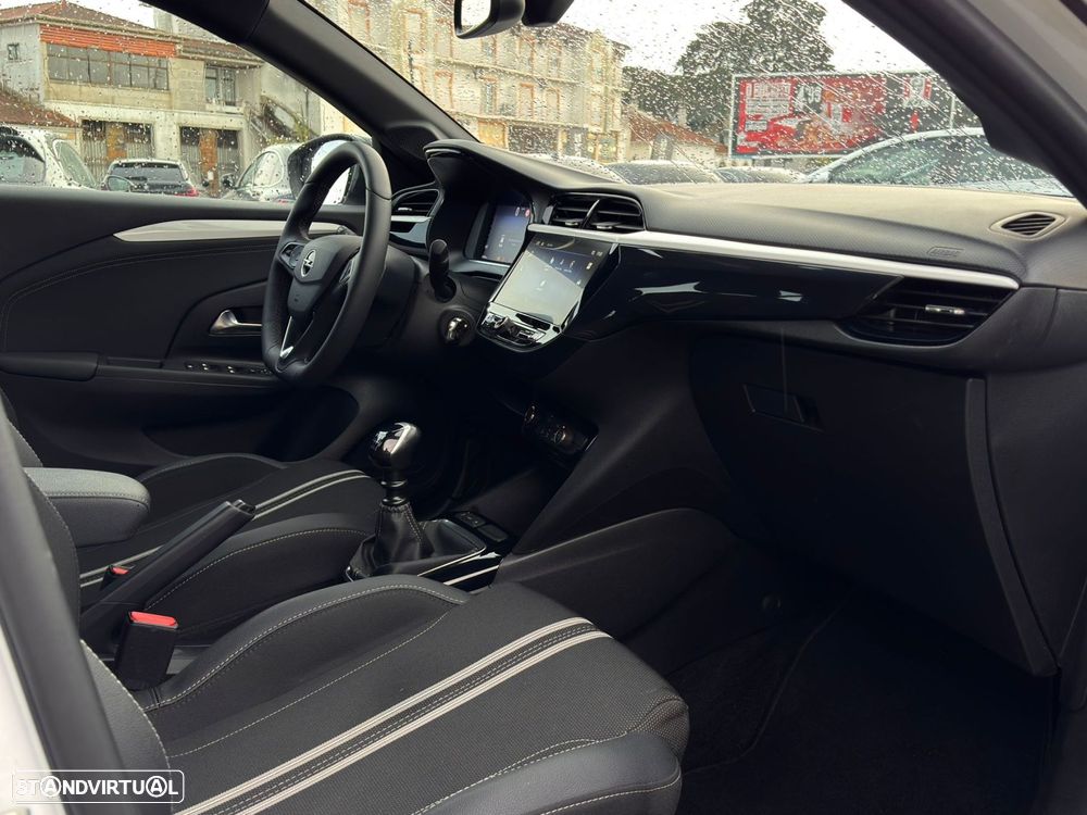 Opel Corsa 1.2 T GS - 12