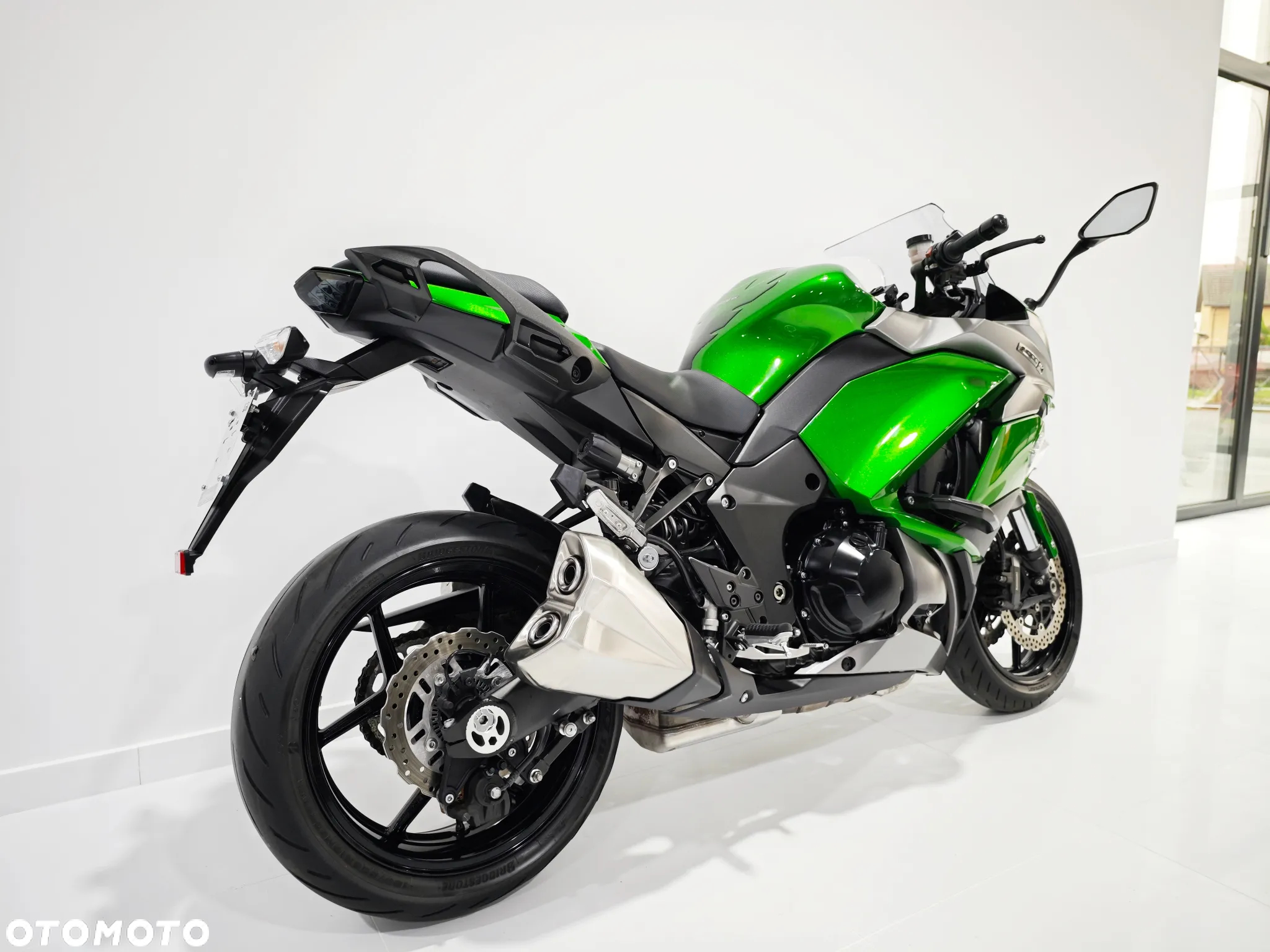 Kawasaki Ninja 1000 SX - 9