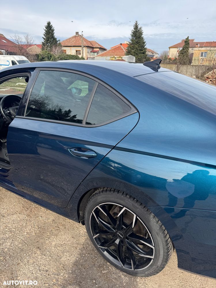 Skoda Octavia 2.0 TDI DSG Style - 2