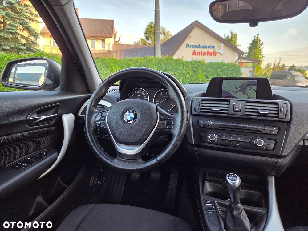 BMW Seria 1 118d Sport Line - 7