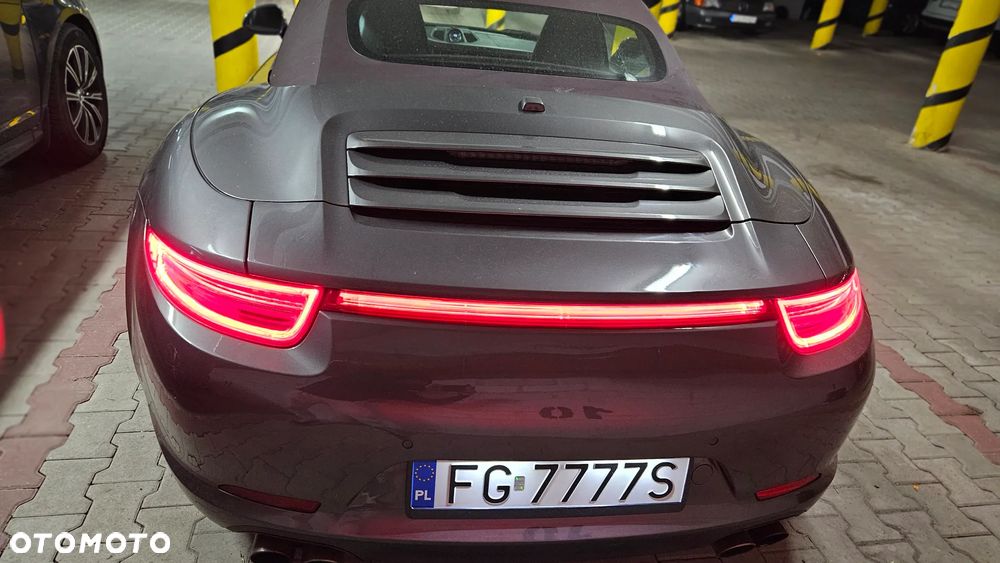 Porsche 911 Carrera 4S PDK Cabrio - 13
