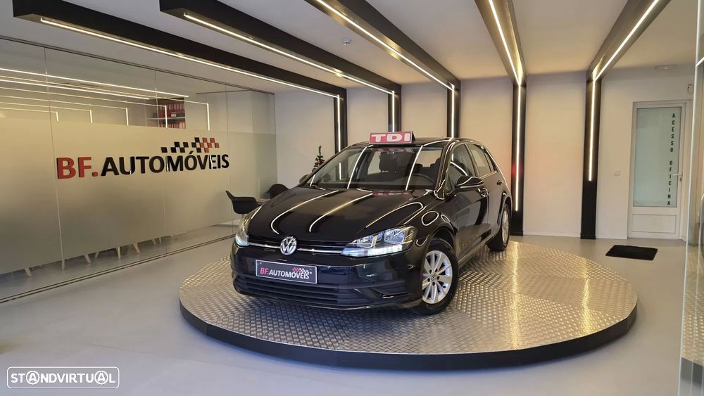 VW Golf 1.6 TDi Confortline - 12