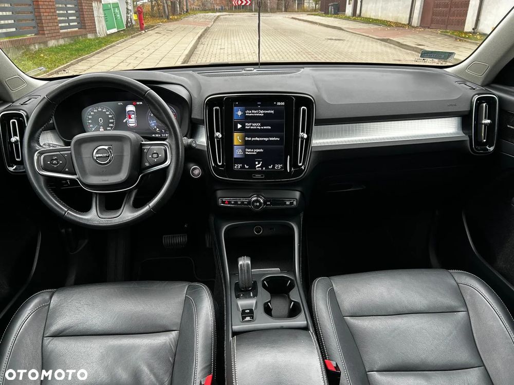 Volvo XC 40 T5 AWD Momentum - 14
