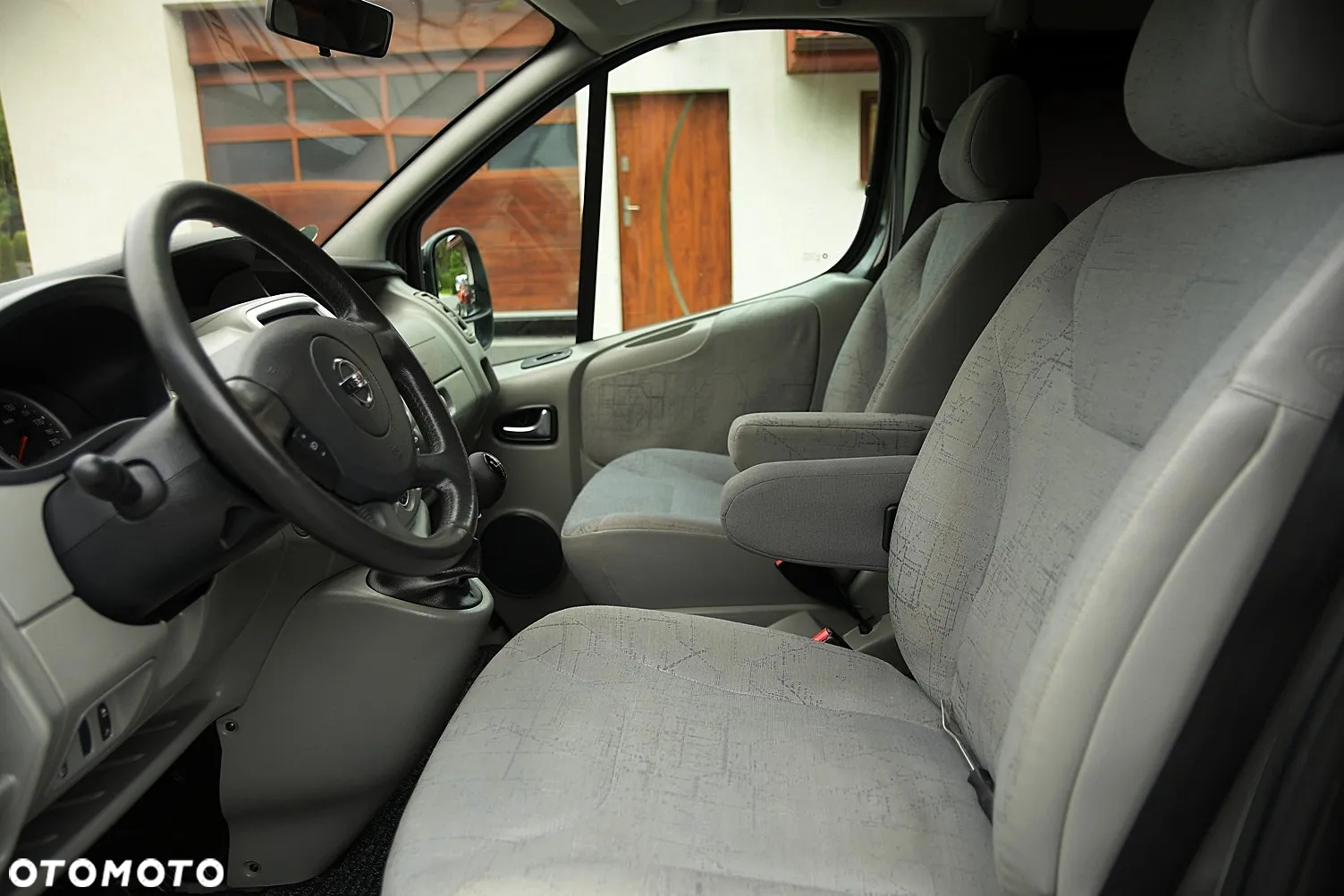 Renault Trafic - 23