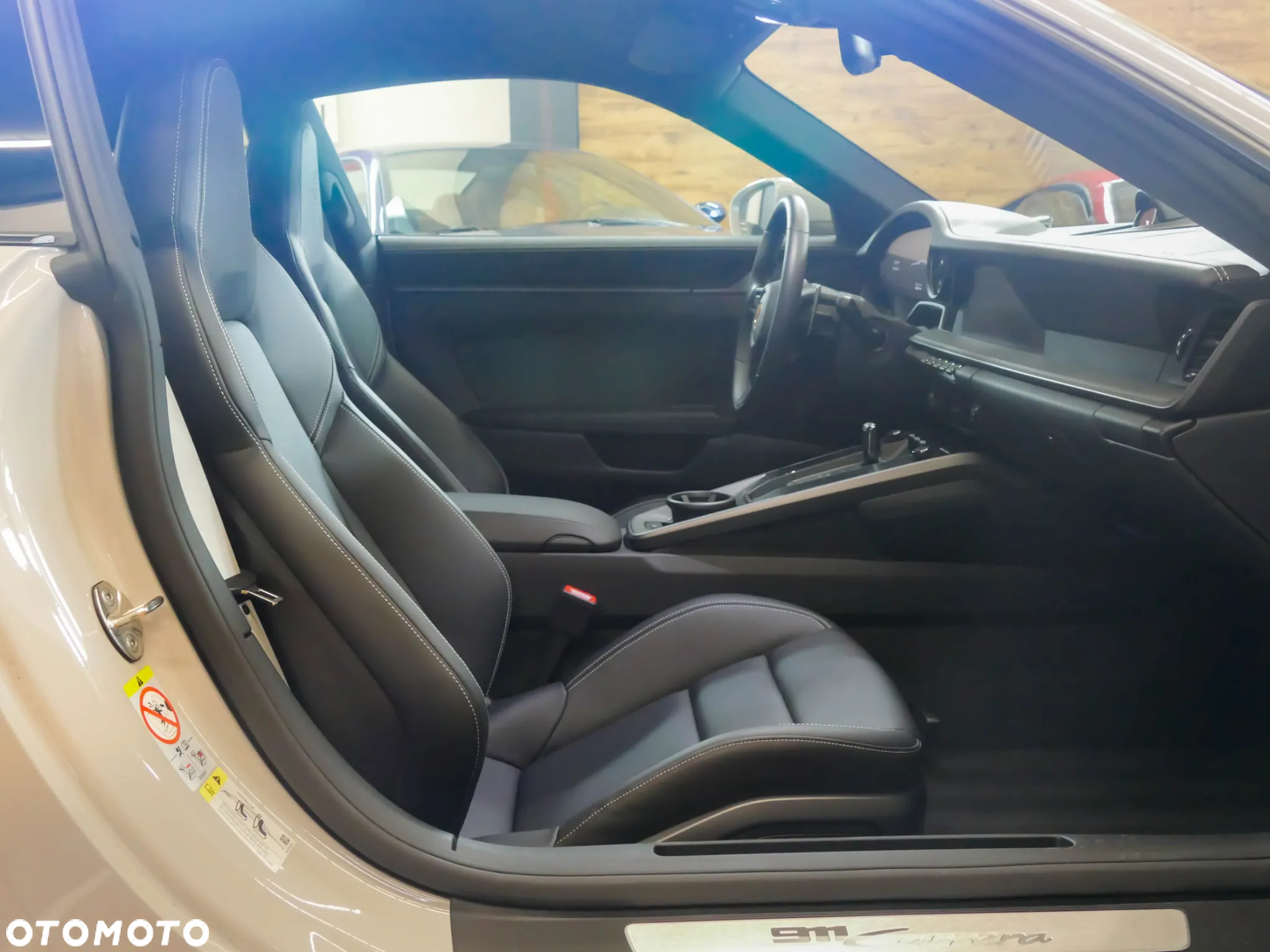 Porsche 911 Carrera PDK - 12
