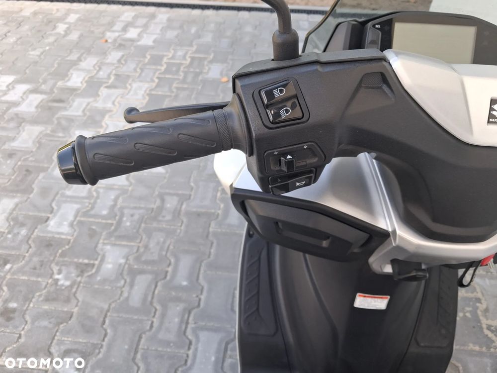 Suzuki Burgman - 9