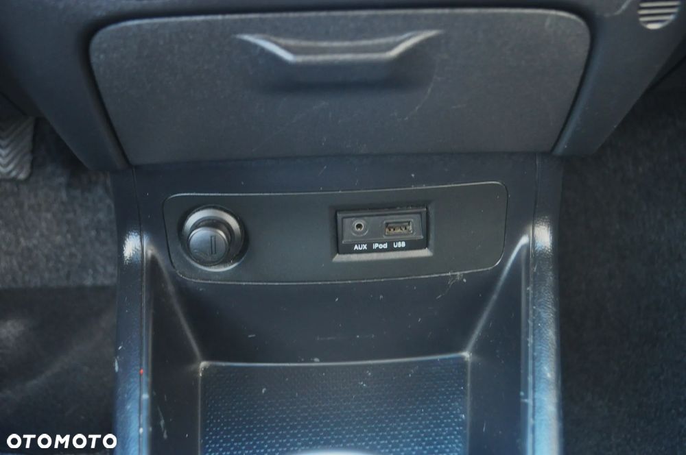 Hyundai i20 1.2 Intro Edition - 21
