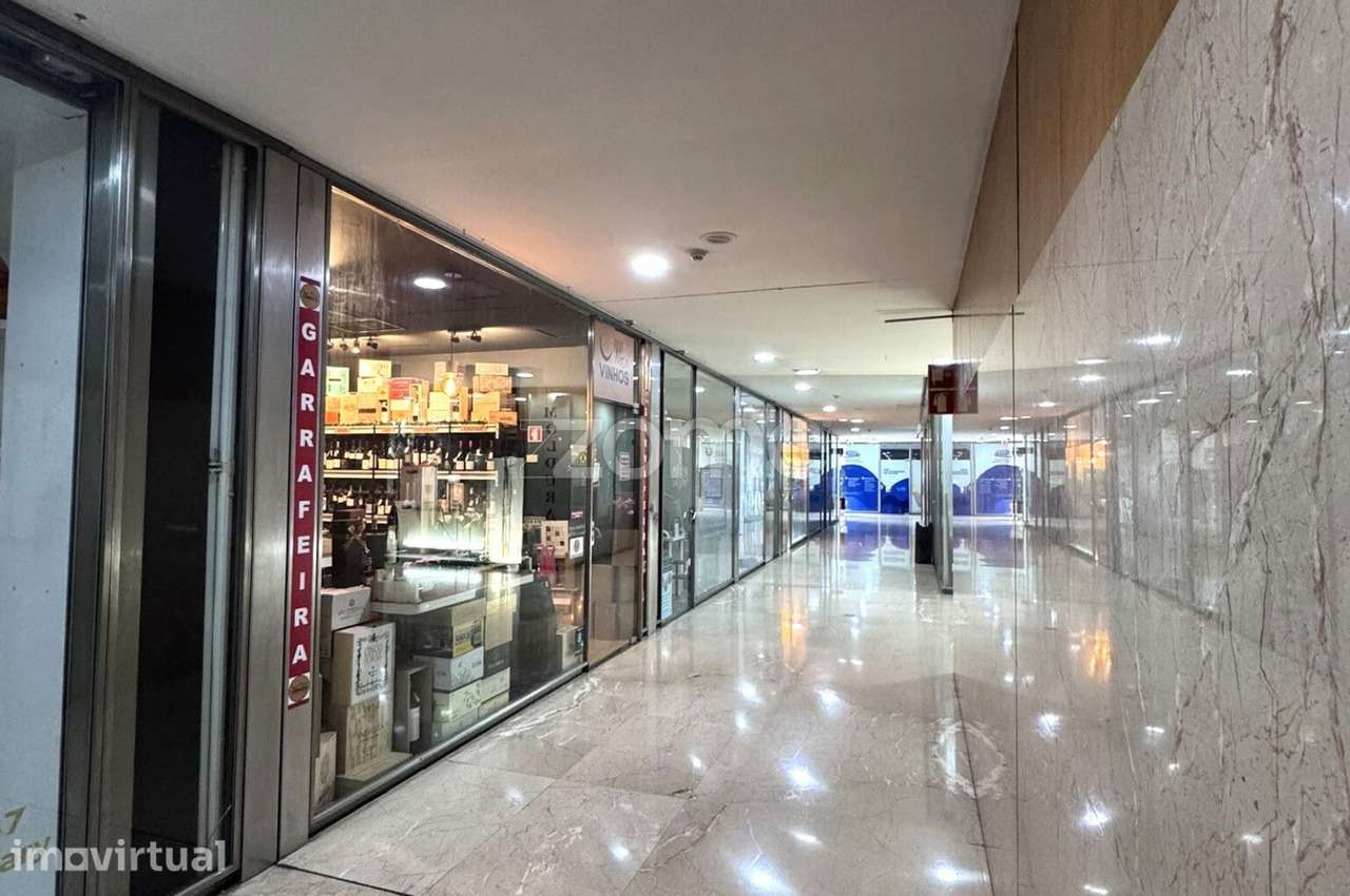 Loja no Centro Comercial São Francisco - Grande imagem: 4/7