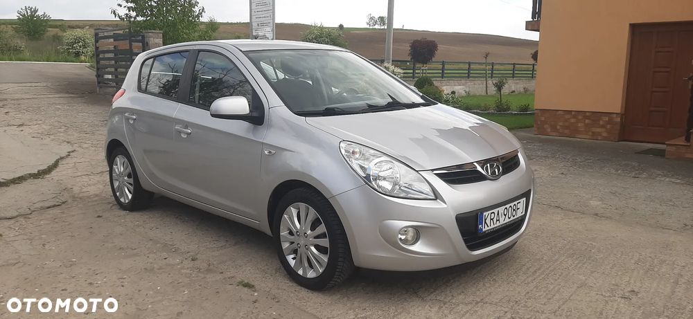 Hyundai i20 - 23