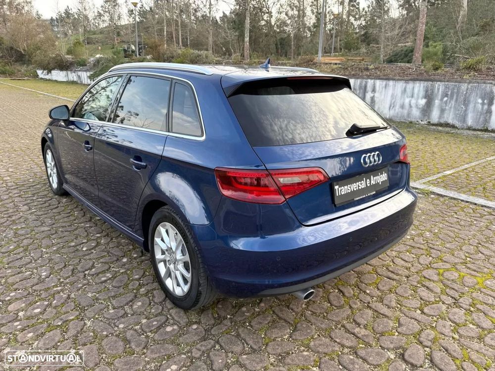 Audi A3 Sportback 1.6 TDI ultra Attraction - 14