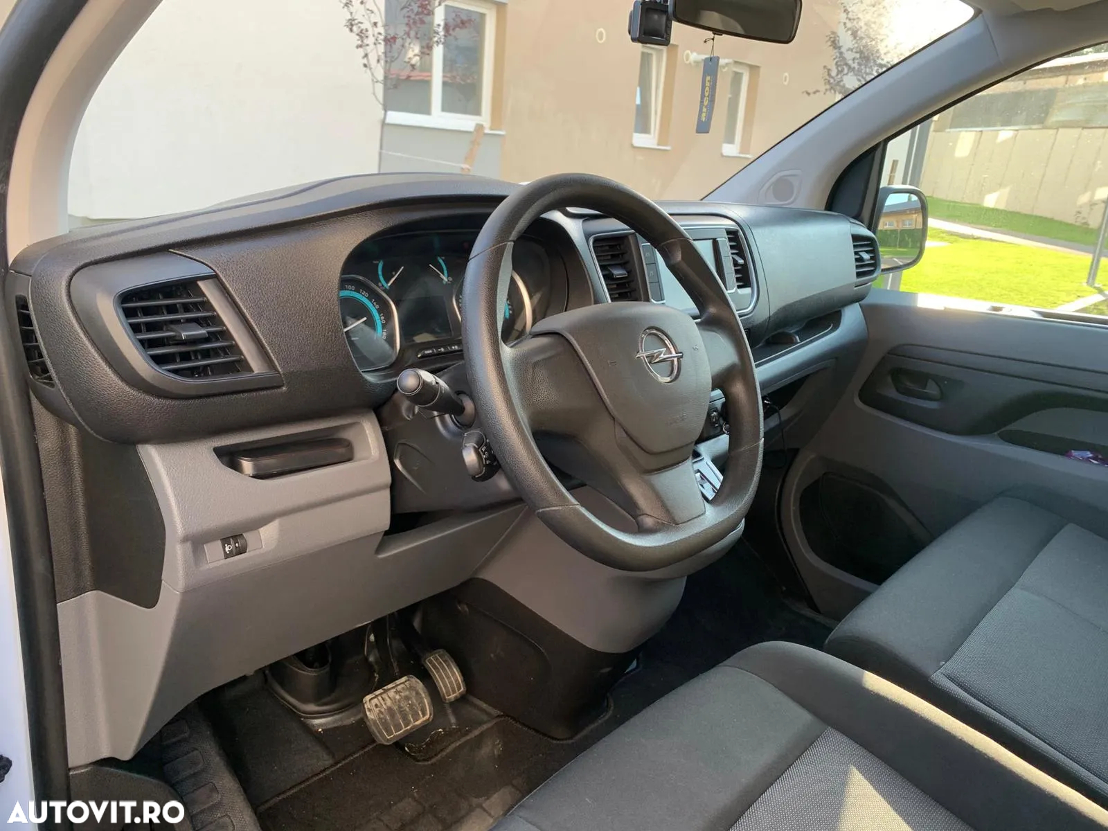 Opel Vivaro Vivaro-e FlexSpace L (50-kWh) - 17